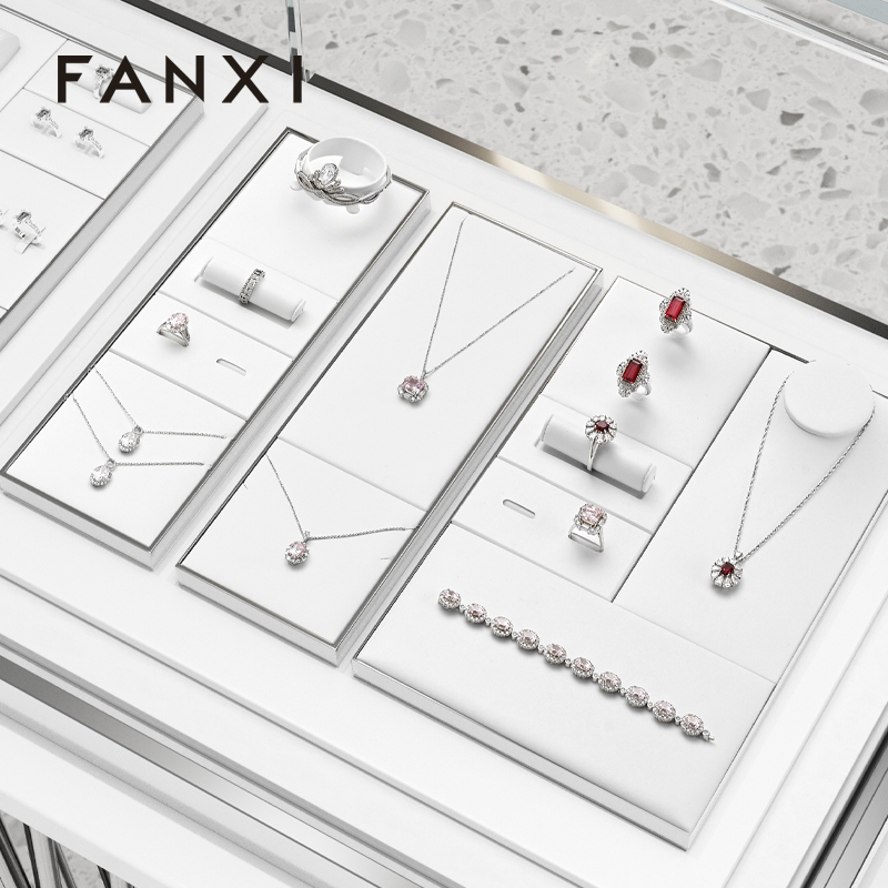 FANXI White Leather metal luxury jewelry display set