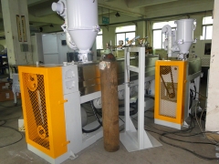 foam extrusion line --- double layer physical foaming skin-foam extruder