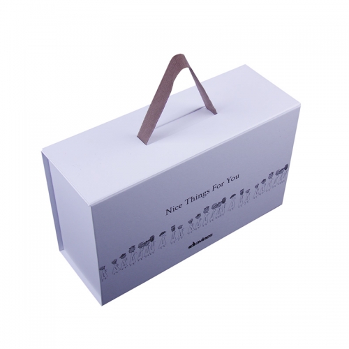 Foldable magnetic box with ribbon handle