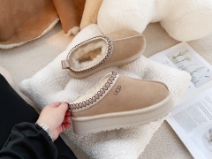 Special Price UGG Shoes Size 27cm
