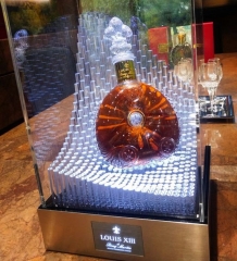 GlowDisplay Remy Martin Louis XIII Grande Cognac Baccarat Crystal Bottle Glorifier Display Case