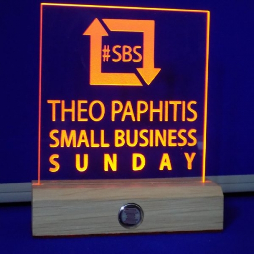 Theo Paphitis SBS winnersTrophy ambient LED lighting award sign display with wood base