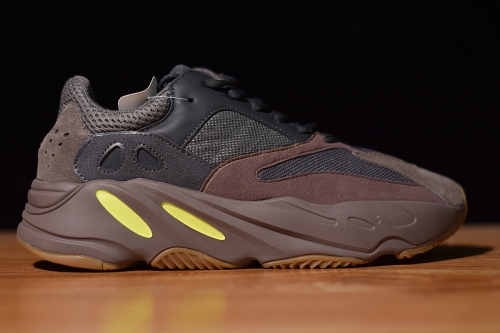 Yeezy Boost 700 Runner EE9614