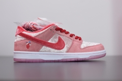 StrangeLove x Nike SB Dunk Low "Valentine's Day"