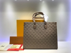 Lv M44921 Tote bag