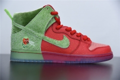 Nk SB Dunk high“strawberry cough