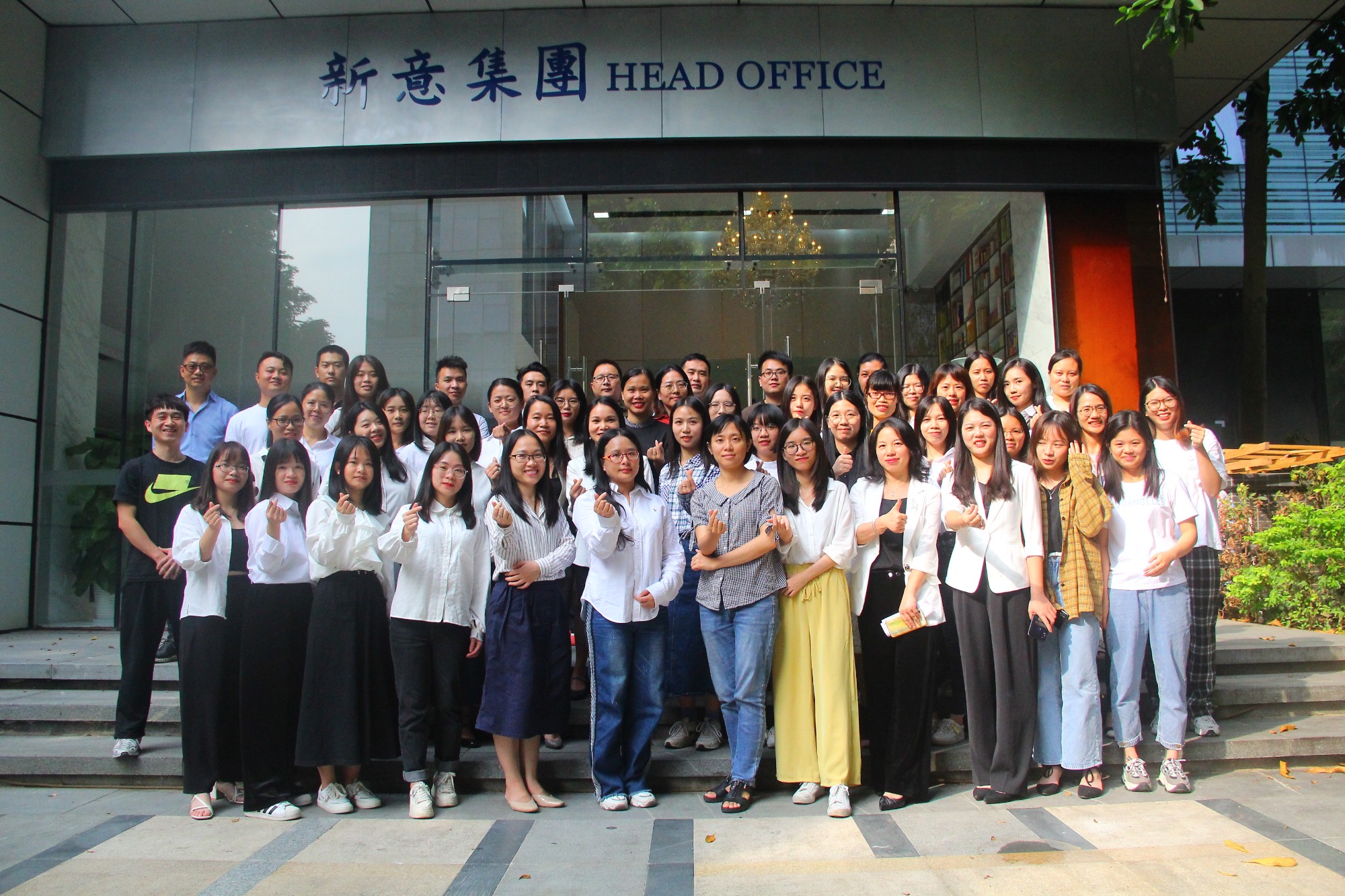Professional Printing and Packing Team