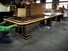 New 5m Customized High Gloss Veneer Dining Table Set