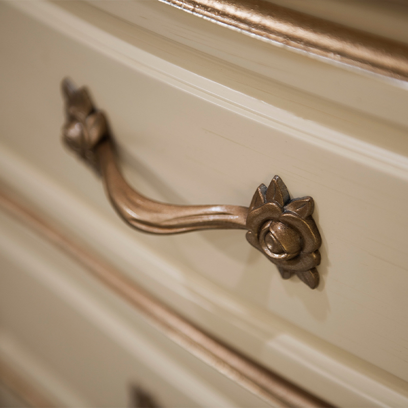 Ivory White Chest of Drawers