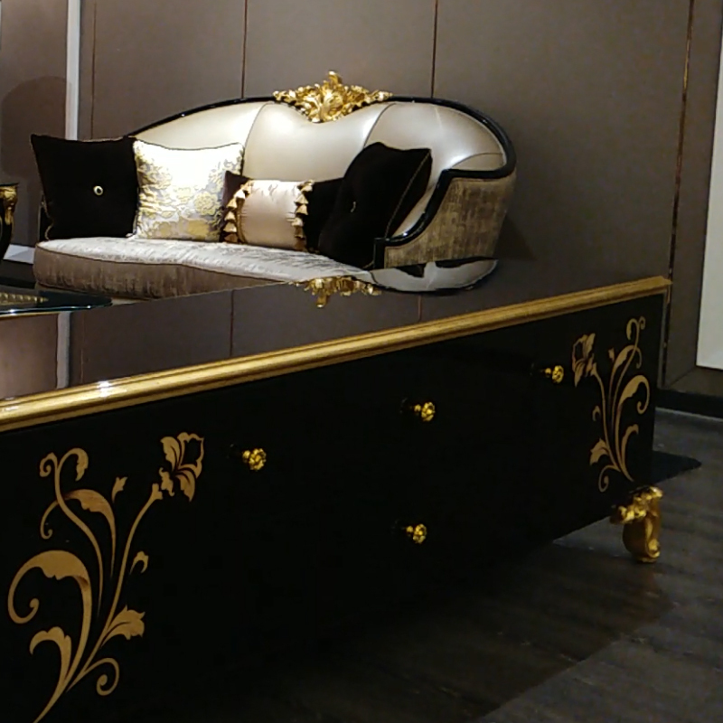 French Luxury Style Long Wooden Black and Gold Floor Cabinet with Flower Pattern