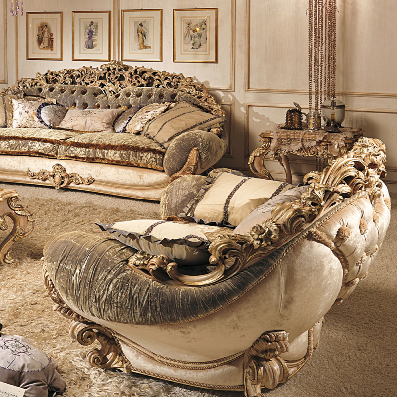 Luxurious Baroque Style Living Room Sofa