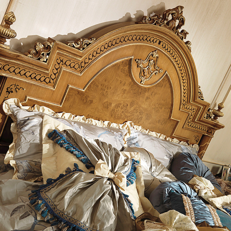 Luxurious baroque style solid wood bedroom furniture bed