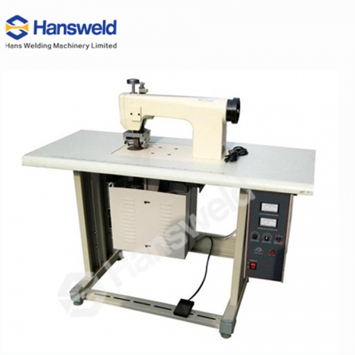 Dual Motors Speed Control Seamless Sealing Ultrasonic Non-woven Gowns Welding Machine With Edge Cutting