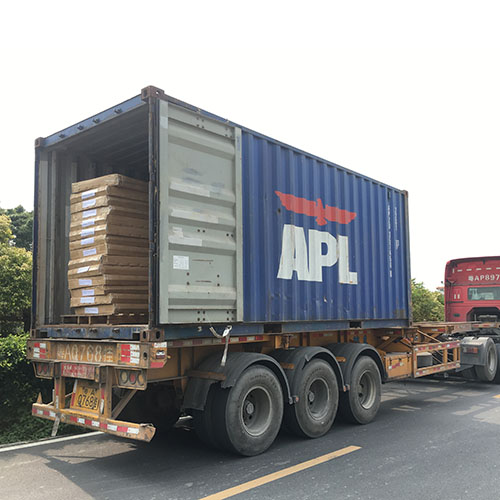 container loading for polycarbonate rolling shutter rolls