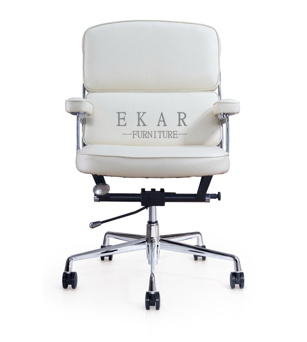 Middle Size Real Leather Office Wheel Chair