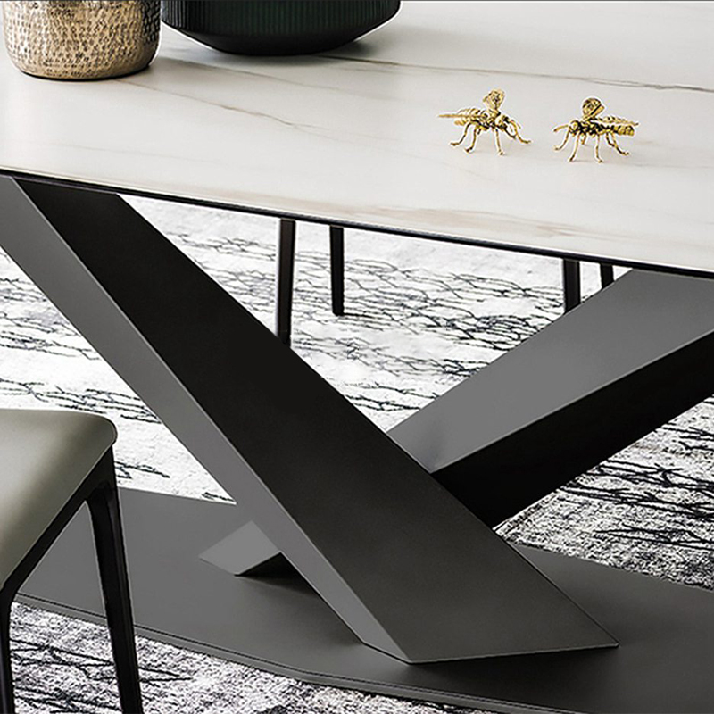 elegant dining table