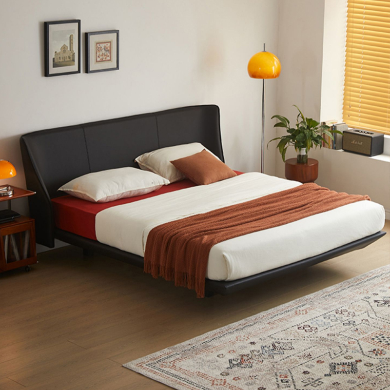 Modern Metal-Leg Bed - Sleek Design for Contemporary Living