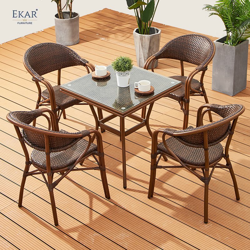 Outdoor dining table and chairs set