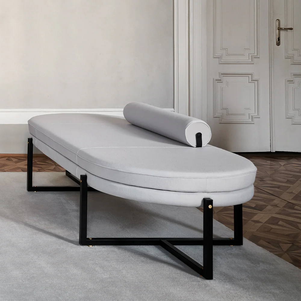 Luxurious bedroom leather hardware foot bench