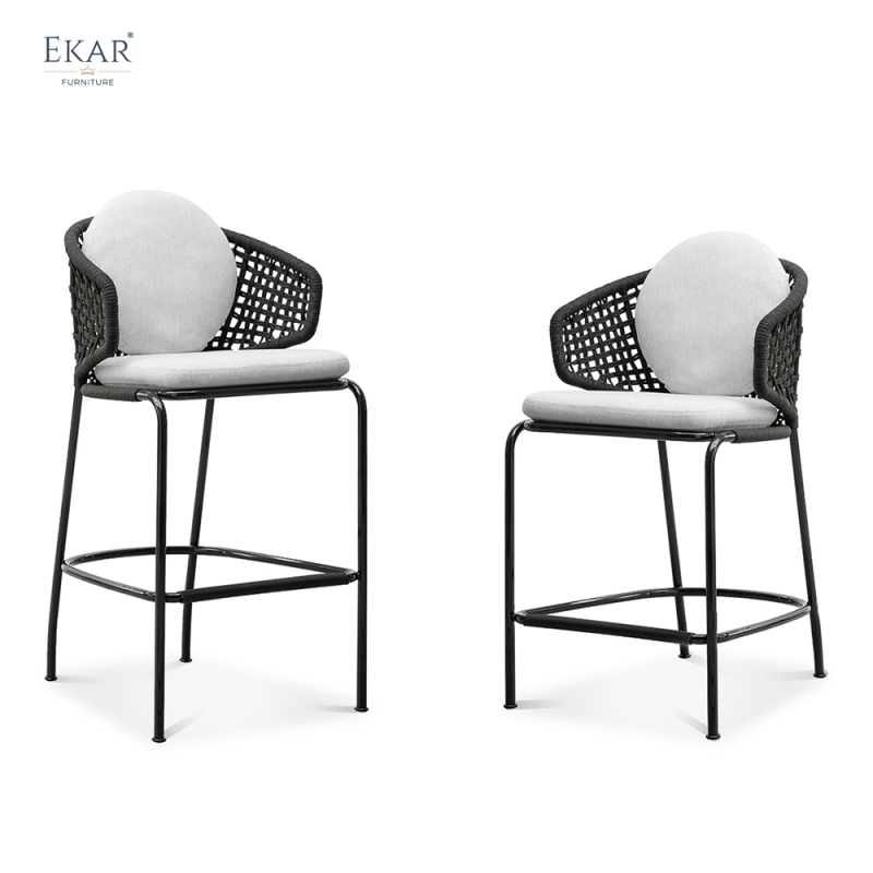 Outdoor Bar Stool: Stylish and Durable Seating for Al Fresco Entertainment