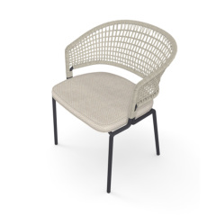 Enjoy Outdoor Dining in Style: Premium Patio Dining Chair