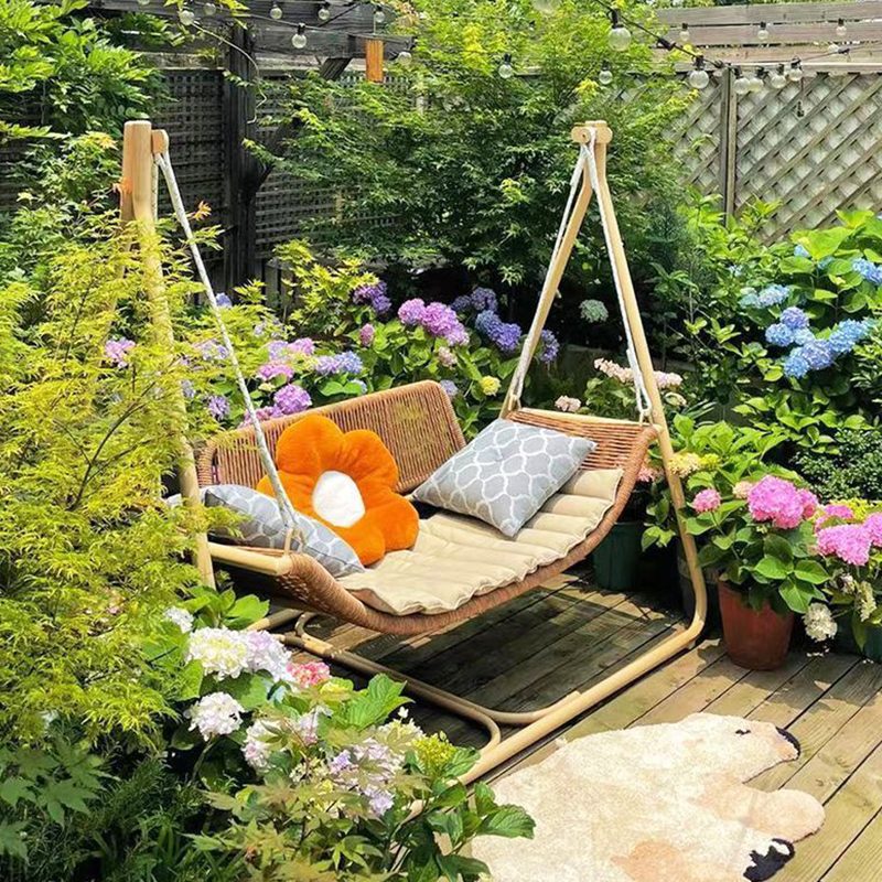 Outdoor leisure double swing - enjoy quiet moments