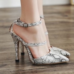 7910703-5#Shoes