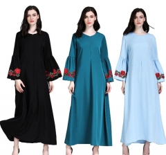 28088#Muslim's Dress