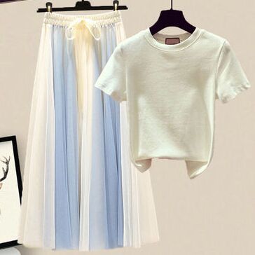 White+Blue Apricot Skirt Set