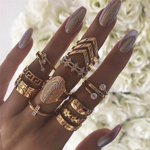 Edary Boho Knuckle Rings Gold Hollow Carved Ring Set Crystal  Hand Accessories Jewelry for Women and Girls（13PCS）