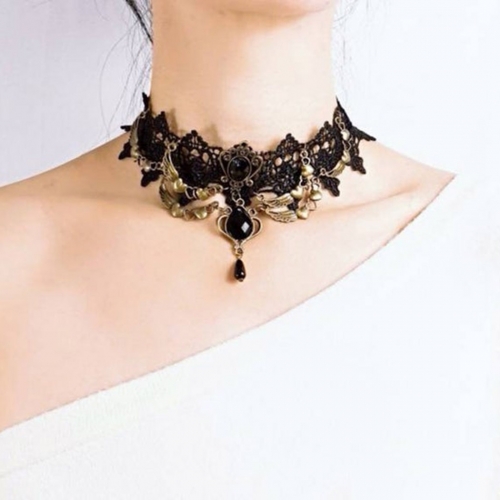 Gothic Lace Choker Necklace Black Short Party Crystal Chain Necklaces Heart Wing Jewelry for Women Girls