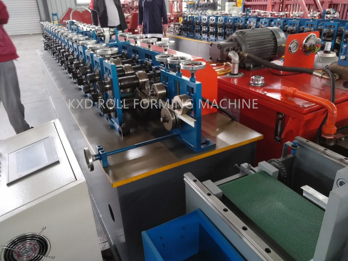 KXD ceiling T bar T grid roll forming machine