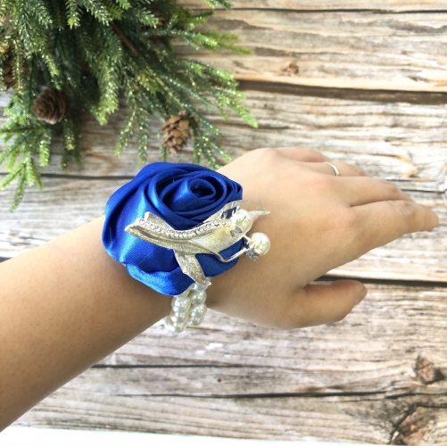 Class Wrist Corsage for Prom Wedding Bridegroom Guest