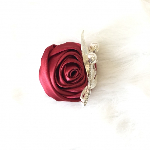 Class Rose Boutonniere for Prom Wedding Bridegroom Guest