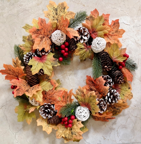 Ansuma 16-Inch Artificial Fall Winter Wreath With Pine Cones and Maple Leaves