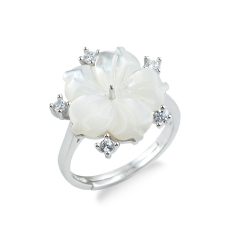 SSR224 White Flower Ring with Shell and Zircon Silver 925 Pearl Setting