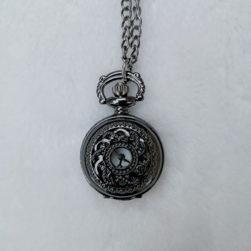 WAH734 Black Antique Quartz Movement Pendant Necklace Watches