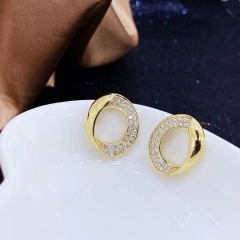 9EL10K Sparkling Oval Stud Cubic Zirconia Earrings in Gold Plated Sterling Silver