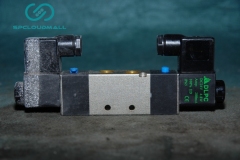 SOLENOID VALVE 4V220-08 24DC