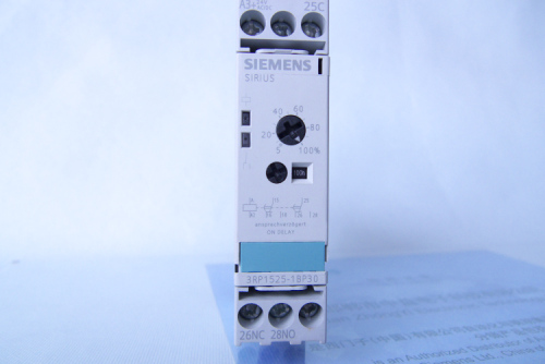 SIEMENS TIME RELAY P1050792