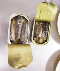 Canned sardines in oil 125g