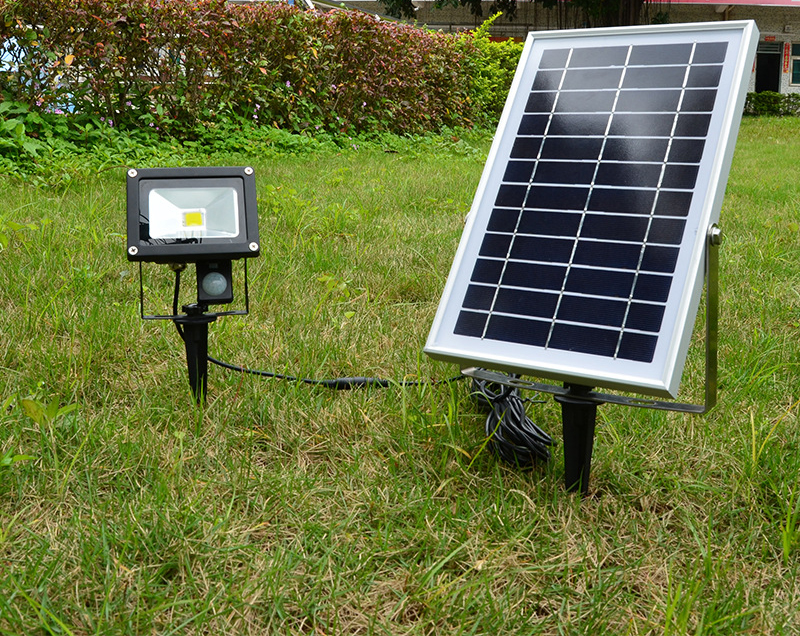 10w-solar-led-flood-light-with-sensor-install