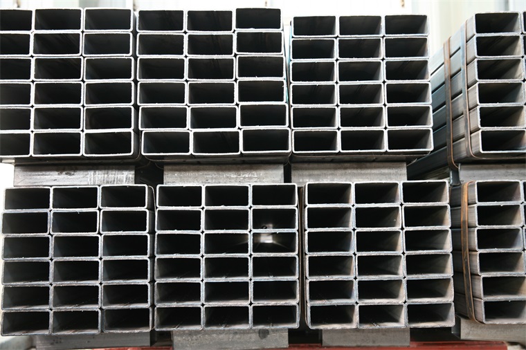 Factory Lowest Price 20mm*20mm Square Carbon Furniture Steel Pipe for