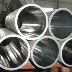 Algeria market 6 Meter Length ASTM A106 Gr B Sch40 Black Seamless Steel Pipe