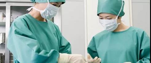 在新加坡做手术到底要多少钱？附新加坡100种常见手术费用！