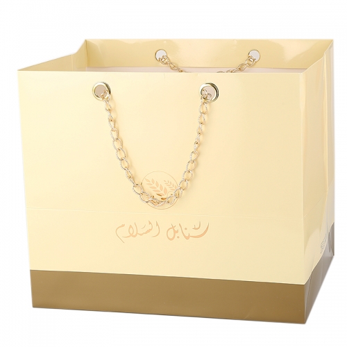 luxury chain handle chocolate carrier paper bags by boutibox