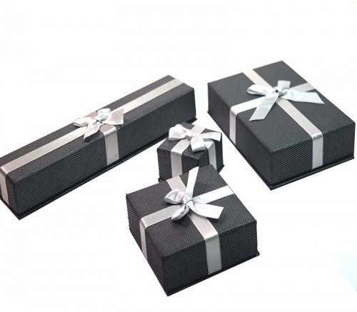 ribbon cardboard gift packaging box