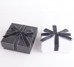 ribbon gift box for kid