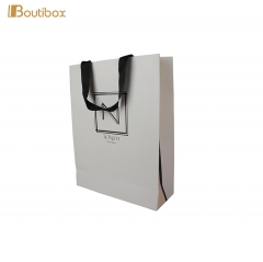 paper shopping bag with handle