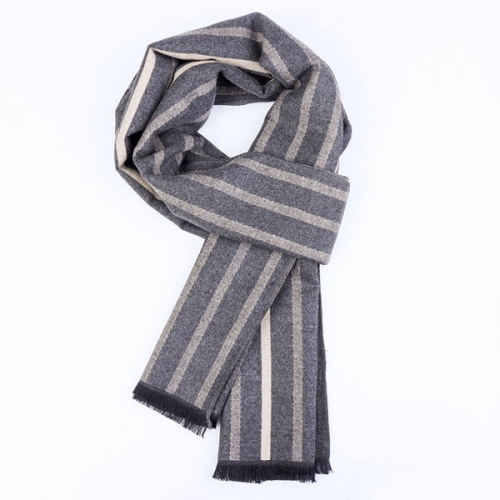Gray striped scarf with gift case